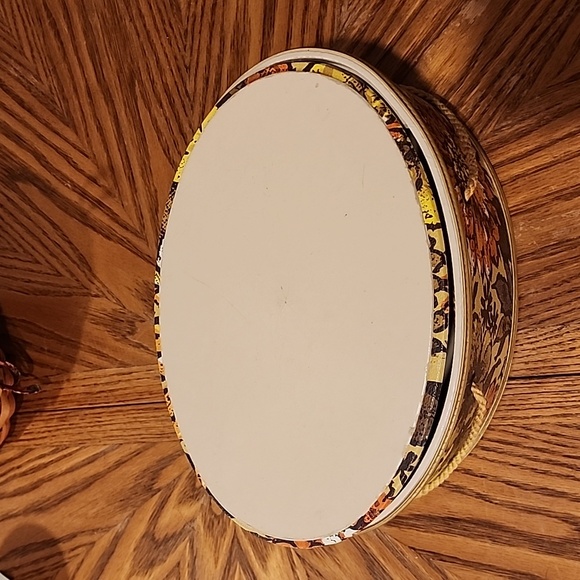 Vintage Princess Sewing Box - Picture 6 of 6